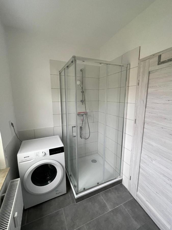 Modern Eingerichtet-Stadtnah-Ferienwohnung Mit Geschirrspueler Und Waschmaschine Friedland  Экстерьер фото